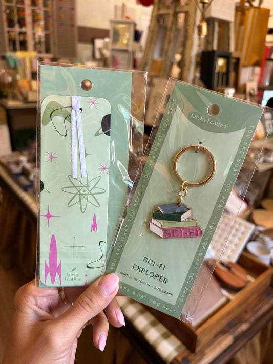 Book Lover - keychain & bookmark